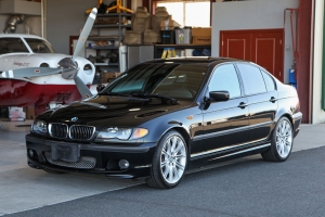 2003 BMW 330i ZHP thumbnail