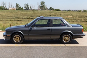 1987 BMW (E30) 325iS thumbnail