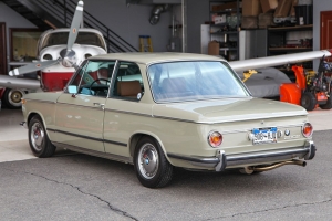 1972 BMW 2002 thumbnail