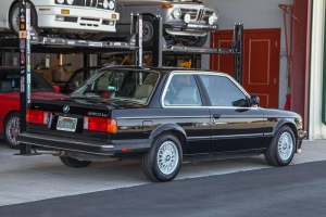 1987 BMW 325iS thumbnail