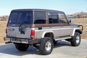 1991 JDM Toyota Land Cruiser HZJ77 thumbnail