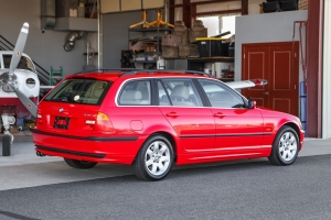 2001 BMW E46 325XiT Sport Wagon (Touring) thumbnail
