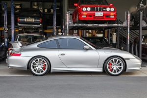 2004 Porsche (996.2) 911 GT3 thumbnail