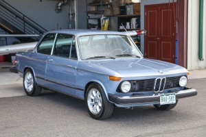 1976 BMW 2002 thumbnail