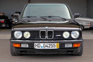 1988 BMW E28 M5 thumbnail