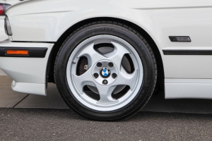 1995 BMW (E34) 540i M Sport thumbnail