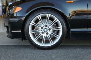 2003 BMW 330i ZHP thumbnail