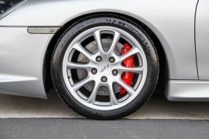 2004 Porsche (996.2) 911 GT3 thumbnail