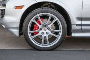 2010 Porsche (957) Cayenne GTS thumbnail