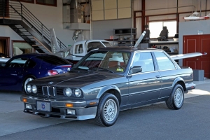 1987 BMW (E30) 325iS thumbnail