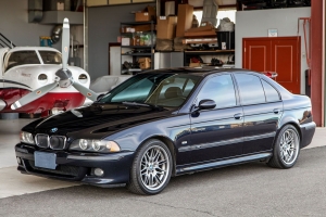 2002 BMW (E39) M5 thumbnail