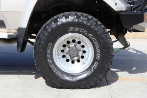 1991 JDM Toyota Land Cruiser HZJ77 thumbnail