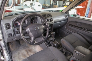 2004 Nissan Frontier (D22) 4x4 Long Bed Crew Cab XE-V6 thumbnail