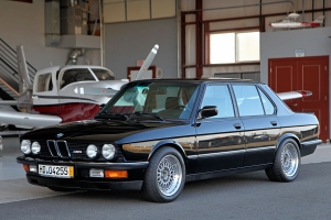 1988 BMW E28 M5 thumbnail