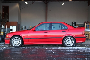 1998 BMW M3 Sedan thumbnail