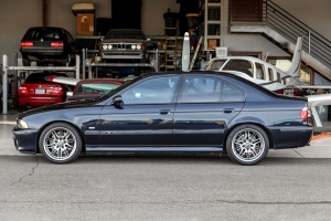2002 BMW (E39) M5 thumbnail