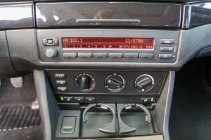 2002 BMW (E39) 525i Sport Wagon (Touring) thumbnail