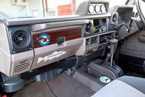 1991 JDM Toyota Land Cruiser HZJ77 thumbnail