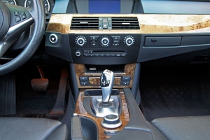 2008 (E61) BMW 535Xi Sport Wagon thumbnail