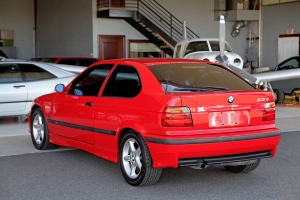 1995 BMW (E36/5) 318ti Club Sport thumbnail
