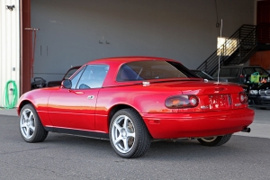 1997 (NA- First Gen) Mazda MX5 Miata thumbnail
