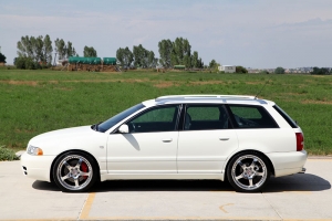 2001 Audi S4 Avant thumbnail