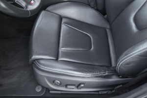 2012 Audi (B8) S4 Quattro thumbnail