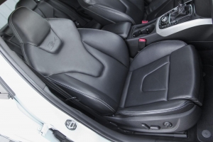 2012 Audi (B8) S4 Quattro thumbnail