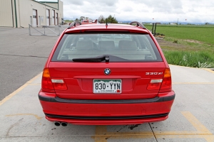 2002 BMW E46 330xi Sport Wagon thumbnail