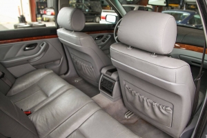 2000 BMW 528i thumbnail