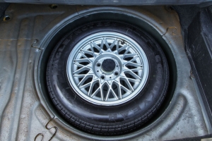 1987 BMW (E30) 325iS thumbnail