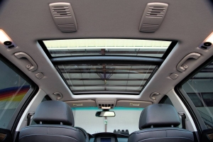 2008 (E61) BMW 535Xi Sport Wagon thumbnail