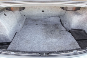 2003 BMW 330i ZHP thumbnail