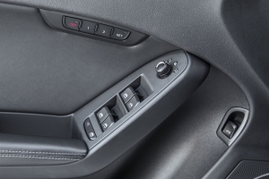 2012 Audi (B8) S4 Quattro thumbnail