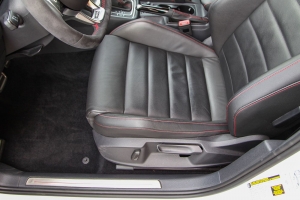 2016 Volkswagen GTI SE Performance Pack thumbnail