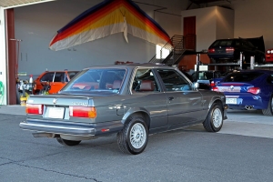 1987 BMW (E30) 325iS thumbnail
