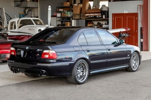 2002 BMW (E39) M5 thumbnail