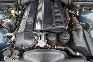 2000 BMW 528i thumbnail