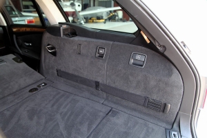 2008 (E61) BMW 535Xi Sport Wagon thumbnail