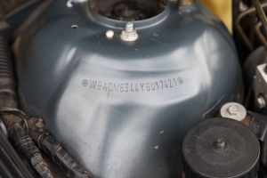 2000 BMW 528i thumbnail