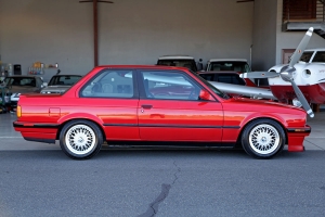 1990 BMW (E30) 325iS thumbnail
