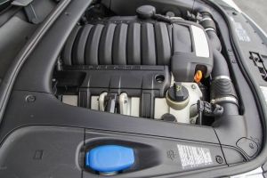 2010 Porsche (957) Cayenne GTS thumbnail