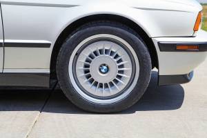 1991 BMW M5 thumbnail