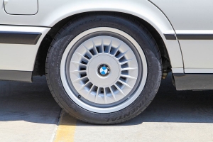1991 BMW M5 thumbnail