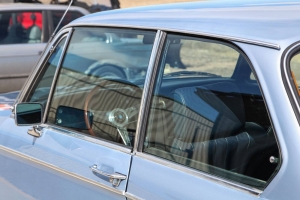 1976 BMW 2002 thumbnail