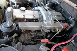 1991 JDM Toyota Land Cruiser HZJ77 thumbnail