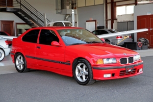 1995 BMW (E36/5) 318ti Club Sport thumbnail