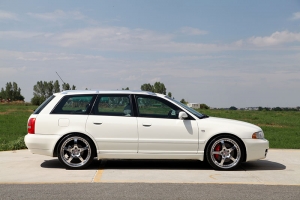 2001 Audi S4 Avant thumbnail