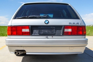 1989 BMW (E30) 325i Touring M Tech II thumbnail