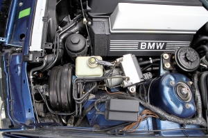 1995 BMW Canadian Market (E34) M540i thumbnail